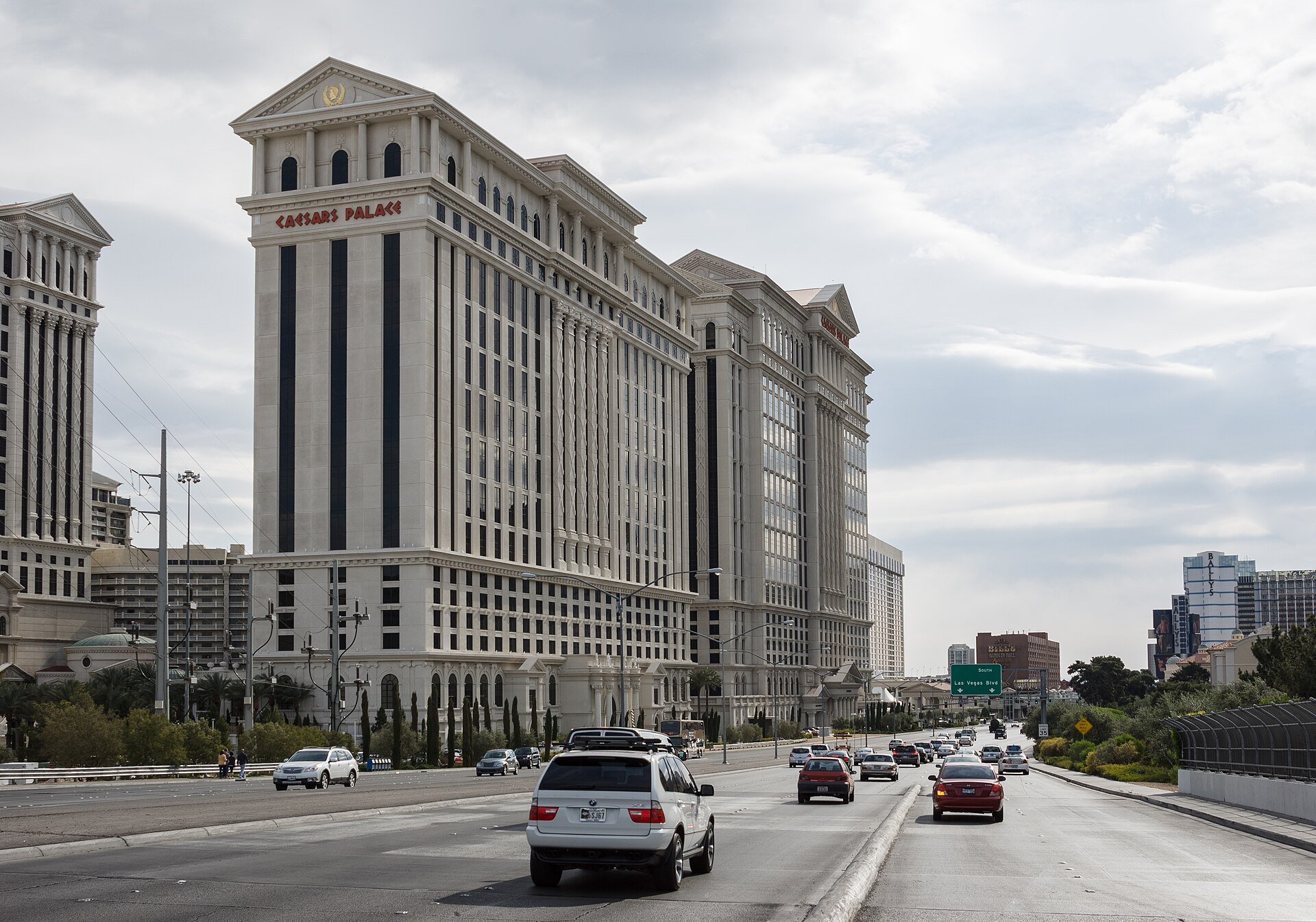 Caesars Shareholders Approve Fertitta’s $17.6 Billion Buyout